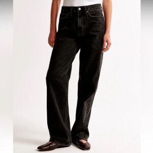 NWT Abercrombie & Fitch Rigid Curve Love Mid Rise Slouchy Jean Size 14 Regular